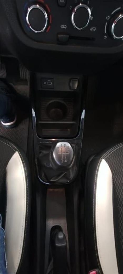 RENAULT Kwid 1.0 12V 4P SCE FLEX INTENSE, Foto 11