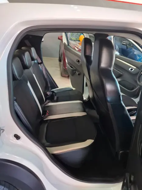 RENAULT Kwid 1.0 12V 4P SCE FLEX INTENSE, Foto 12
