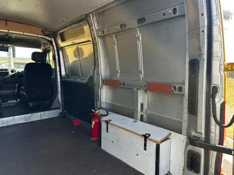 RENAULT Master 2.3 16V 3P DCI DIESEL FURGO L2H2, Foto 16