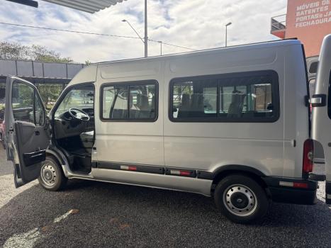 RENAULT Master 2.5 16V 3P DIESEL MINIBUS L3H2 16 LUGARES, Foto 3