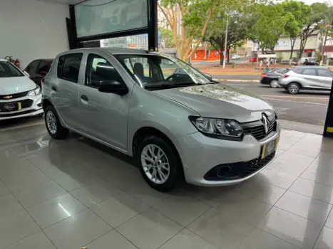 RENAULT Sandero 1.0 16V 4P FLEX AUTHENTIQUE, Foto 5