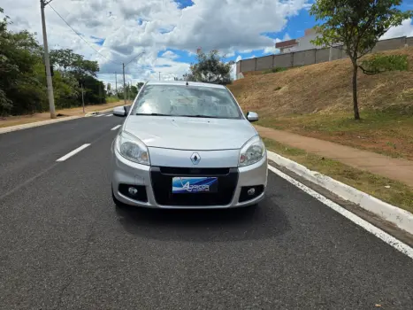 RENAULT Sandero 1.0 16V 4P FLEX EXPRESSION, Foto 2