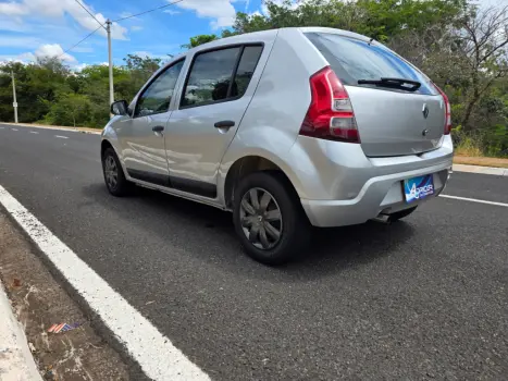 RENAULT Sandero 1.0 16V 4P FLEX EXPRESSION, Foto 9