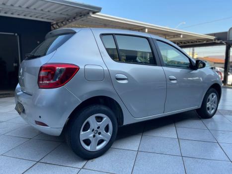 RENAULT Sandero 1.0 16V 4P FLEX EXPRESSION, Foto 2