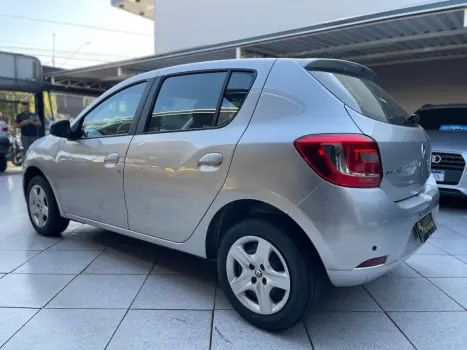 RENAULT Sandero 1.0 16V 4P FLEX EXPRESSION, Foto 5