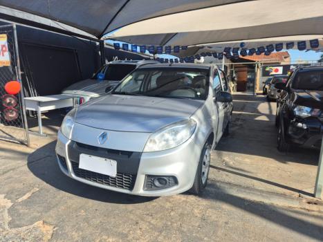 RENAULT Sandero 1.0 16V 4P FLEX AUTHENTIQUE, Foto 2