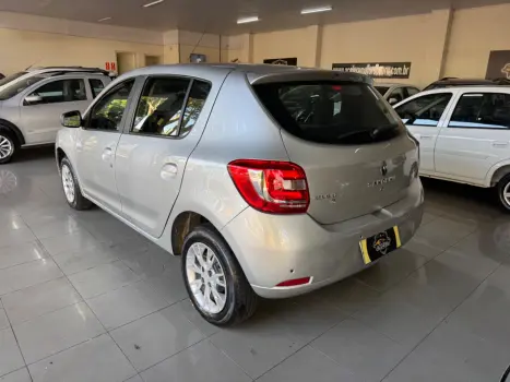 RENAULT Sandero 1.0 16V 4P FLEX EXPRESSION, Foto 2