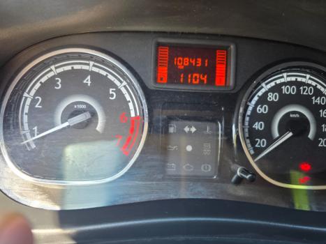 RENAULT Sandero 1.0 16V 4P FLEX EXPRESSION, Foto 2