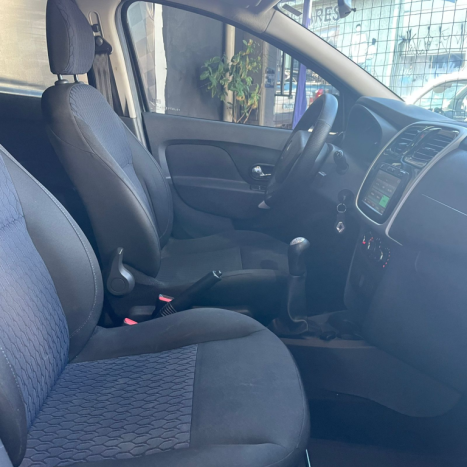 RENAULT Sandero 1.0 16V 4P FLEX EXPRESSION, Foto 13