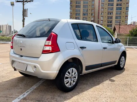 RENAULT Sandero 1.0 16V 4P FLEX EXPRESSION, Foto 8