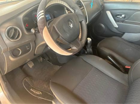 RENAULT Sandero 1.0 16V 4P FLEX EXPRESSION, Foto 5
