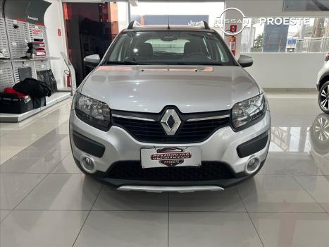 RENAULT Sandero 1.6 16V 4P FLEX SCE STEPWAY DINAMIQUE, Foto 2