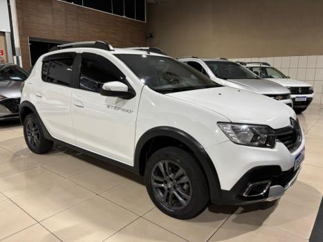 RENAULT Sandero 1.6 16V 4P FLEX SCE STEPWAY INTENSE X-TRONIC AUTOMTICO CVT, Foto 1