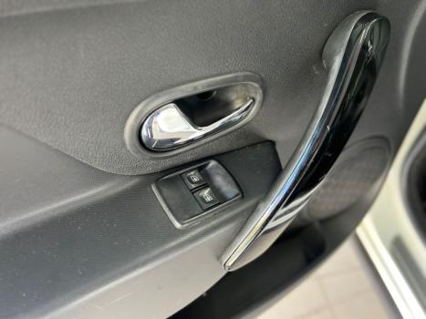 RENAULT Sandero 1.6 16V 4P FLEX STEPWAY AUTOMTICO, Foto 6