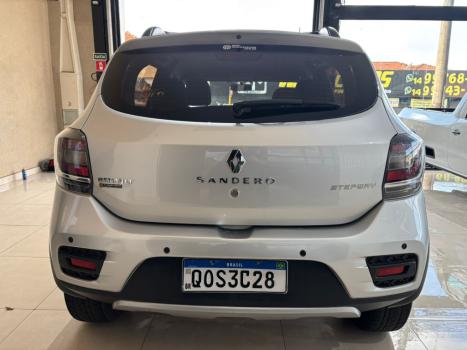 RENAULT Sandero 1.6 16V 4P FLEX SCE STEPWAY DINAMIQUE, Foto 5