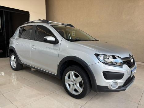 RENAULT Sandero 1.6 16V 4P FLEX SCE STEPWAY DINAMIQUE, Foto 12