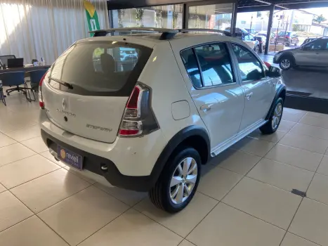 RENAULT Sandero 1.6 16V 4P FLEX SCE STEPWAY EXPRESSION, Foto 4