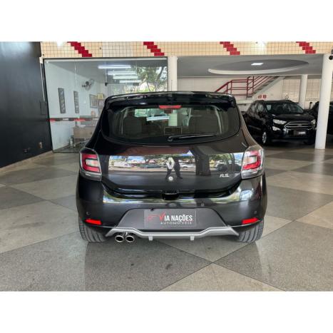 RENAULT Sandero 2.0 16V 4P RS RACING SPIRIT FLEX, Foto 4