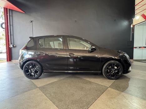 RENAULT Sandero 2.0 16V 4P RS FLEX, Foto 2