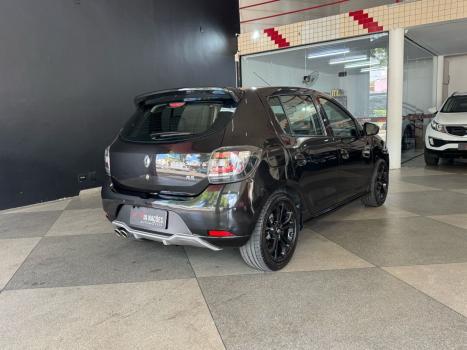 RENAULT Sandero 2.0 16V 4P RS FLEX, Foto 3