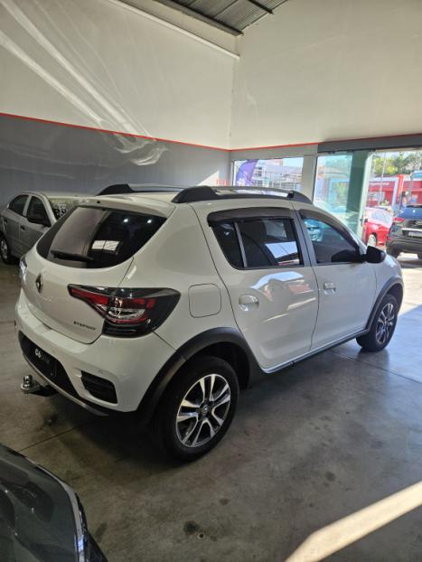 RENAULT Stepway 1.6 16V 4P FLEX ICONIC X-TONIC AUTOMTICO CVT, Foto 6