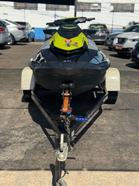 SEA DOO GTR 230 , Foto 2
