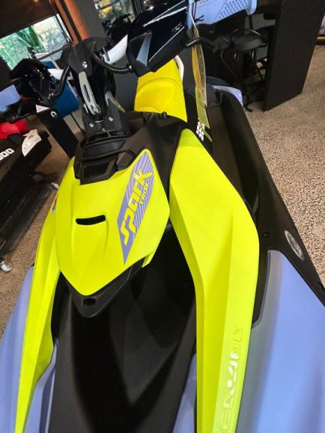 SEA DOO Spark Trixx 900 , Foto 3