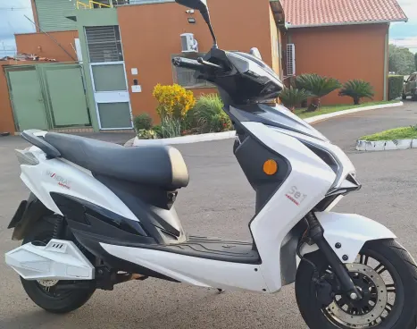 SHINERAY SE1 2000W, Foto 2
