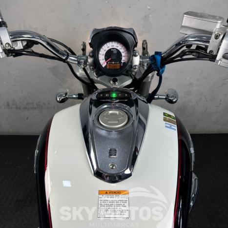 SUZUKI Boulevard M 800 , Foto 1