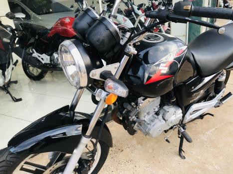 SUZUKI GSR 150 I, Foto 6