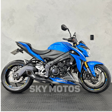 SUZUKI GSX-S 1000 A, Foto 1