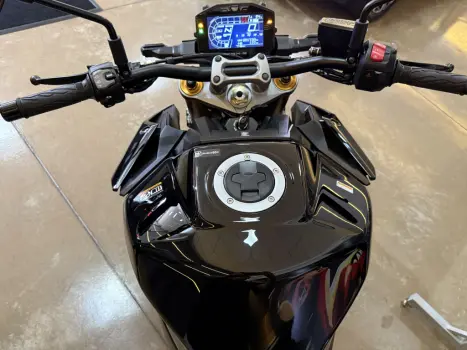 SUZUKI GSX-S 1000 A, Foto 10