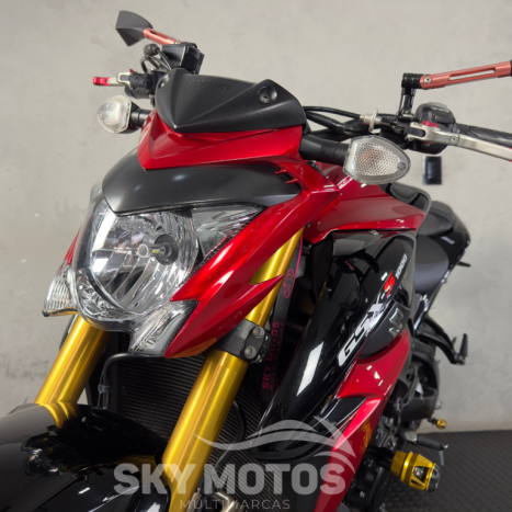 SUZUKI GSX-S 1000 A, Foto 4