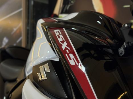 SUZUKI GSX-S 1000 F, Foto 5