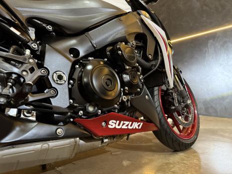 SUZUKI GSX-S 1000 F, Foto 9
