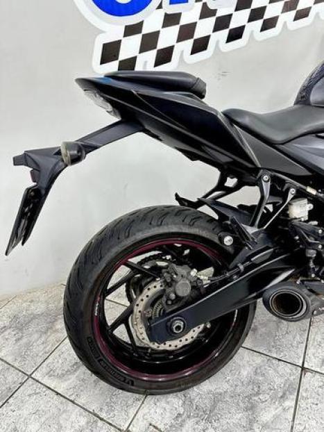 SUZUKI GSX-S 750 ABS, Foto 5