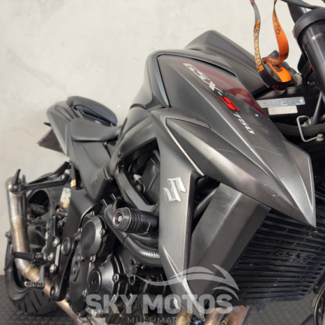 SUZUKI GSX-S 750 ABS, Foto 5