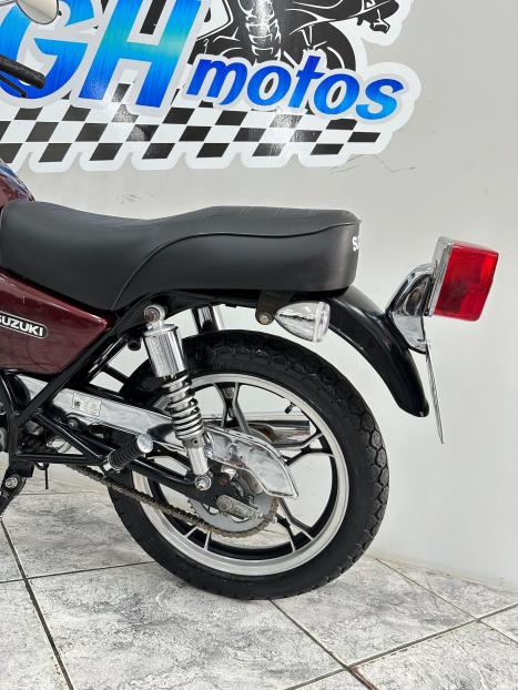 SUZUKI Intruder 125 , Foto 6