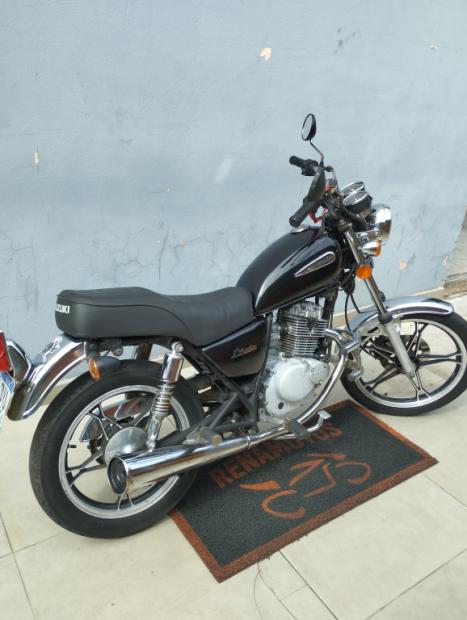 SUZUKI Intruder 125 , Foto 3