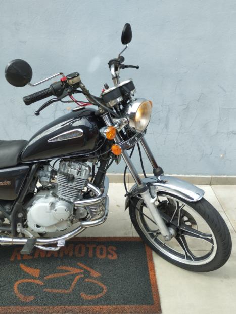 SUZUKI Intruder 125 , Foto 4