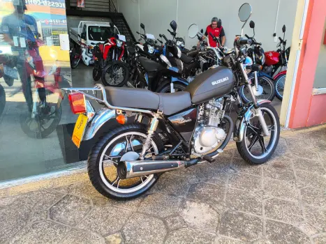 SUZUKI Intruder 125 , Foto 10
