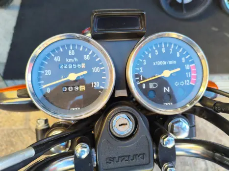 SUZUKI Intruder 125 , Foto 13