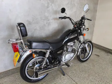 SUZUKI Intruder 125 , Foto 10