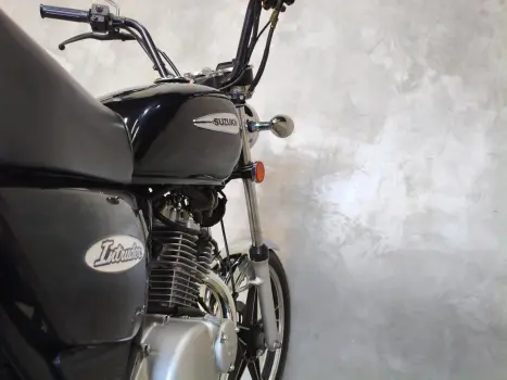 SUZUKI Intruder 125 , Foto 13