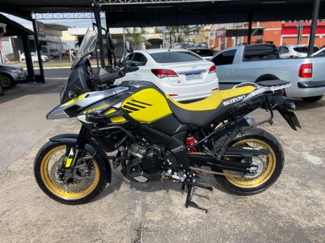 SUZUKI V-Strom DL 1000 , Foto 2