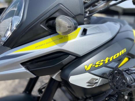 SUZUKI V-Strom DL 1000 , Foto 8