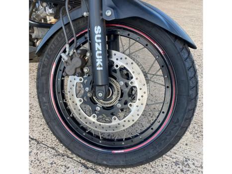 SUZUKI V-Strom DL 650 ABS, Foto 6