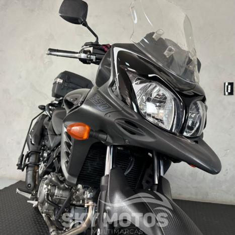 SUZUKI V-Strom DL 650 XT, Foto 4