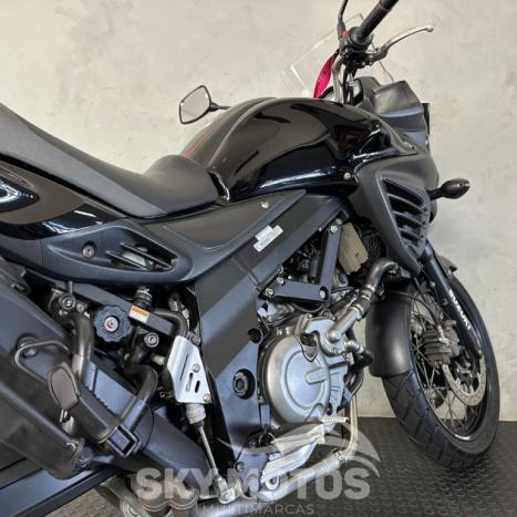 SUZUKI V-Strom DL 650 XT, Foto 7