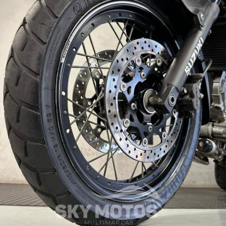SUZUKI V-Strom DL 650 XT, Foto 12